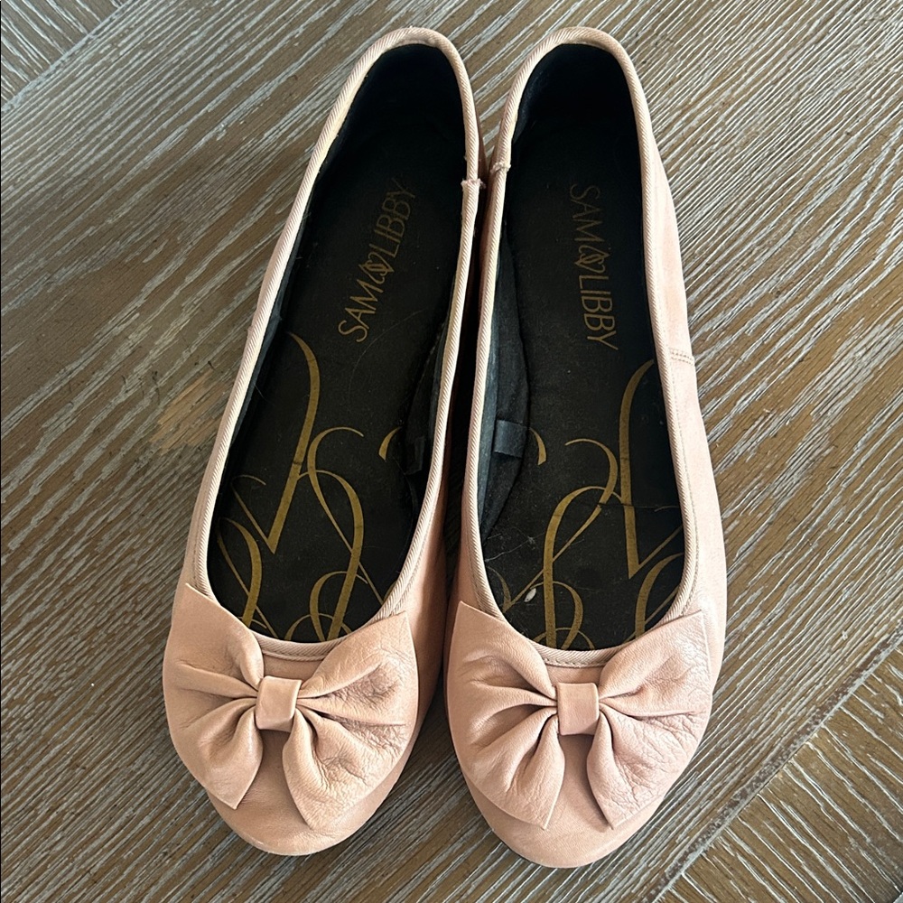 Sam & Libby Women's Pink Bow Loafers